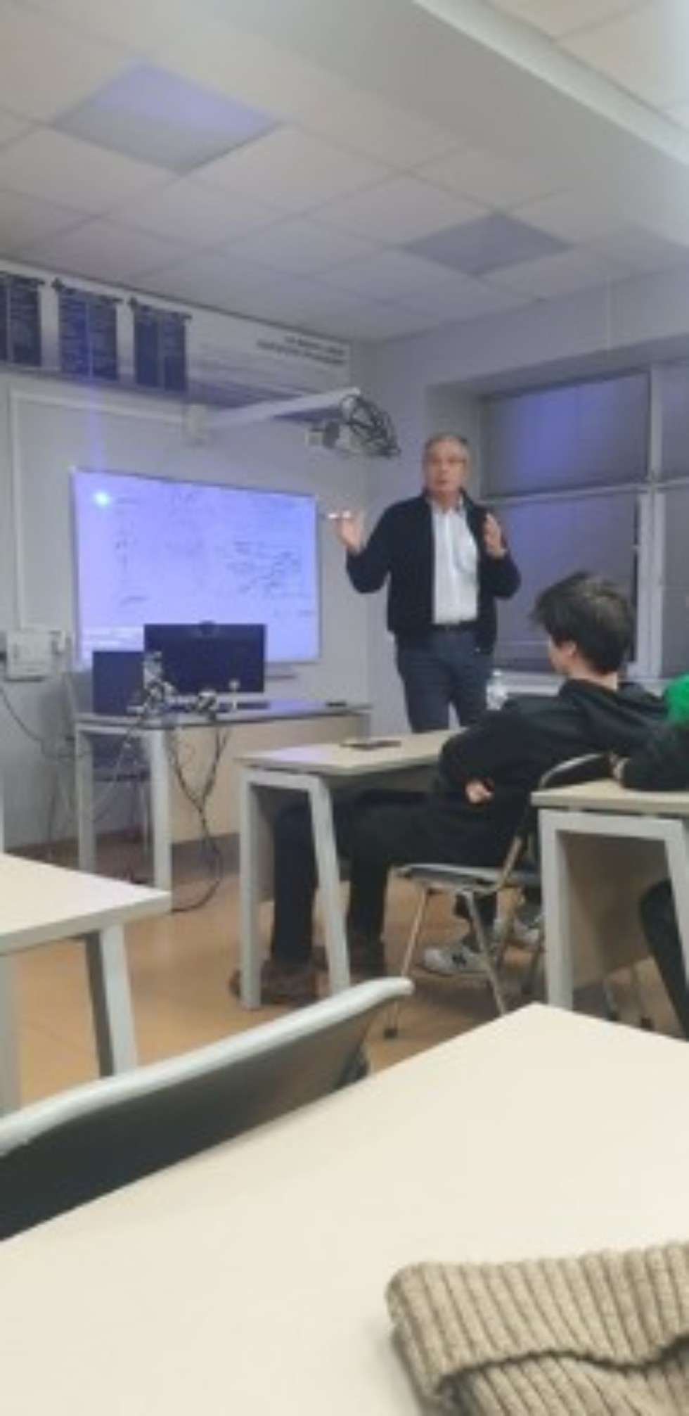 Декабрьское заседание студенческого научного кружка Декабрьское заседание студенческого научного кружка