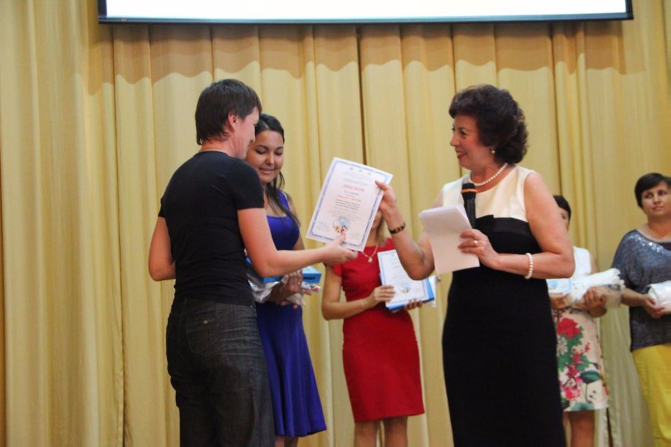 Сегодня, 10 августа состоялась торжественная церемония закрытия VII Международного фестиваля школьных учителей Сегодня, 10 августа состоялась торжественная церемония закрытия VII Международного фестиваля школьных учителей