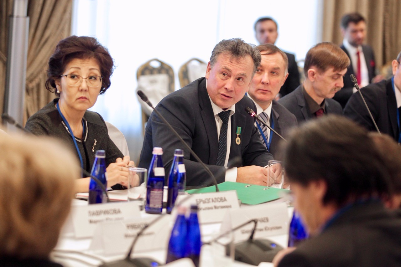 ������ ��� �� ����������� ���������� ������������ � ����������� ������� ������� � �������� ������ �������� �����������