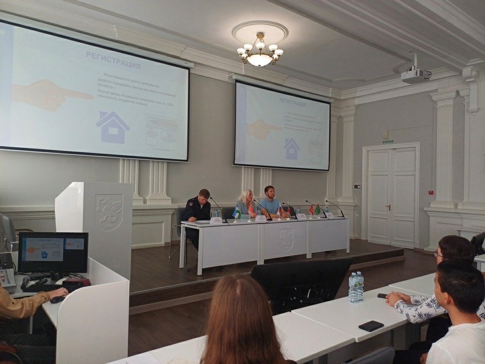 � ���������� ��������� ���������� ������� ����������� ��������� � ��������������� ��������������� ������� ��� � ������������� ����