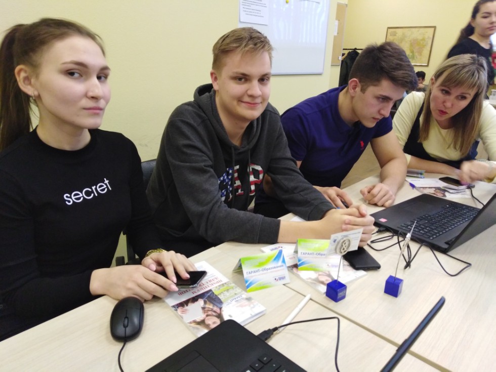 � ����������� ������� ��������� ������-�����  � �������������� ���������-�������� ������� 