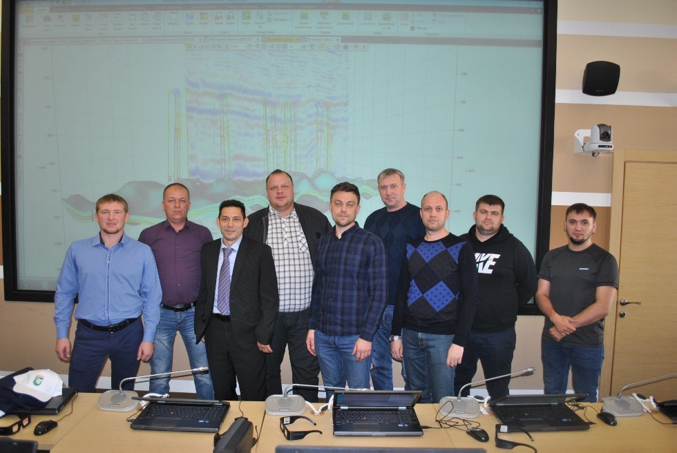 196 специалистов нефтегазовой отрасли обучились в КФУ за прошедший месяц 196 специалистов нефтегазовой отрасли обучились в КФУ за прошедший месяц