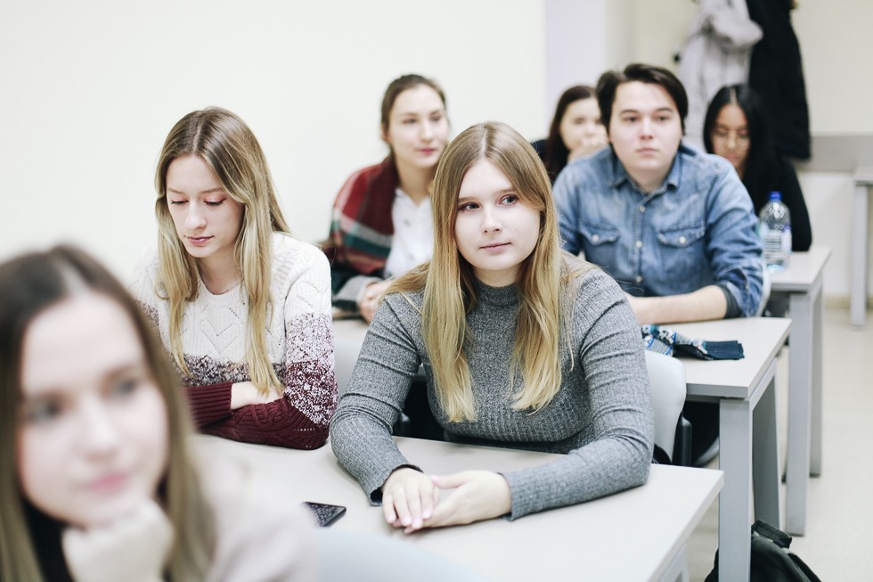 ИМО КФУ принял делегацию университета Синхай. Фотоотчет. ИМО КФУ принял делегацию университета Синхай. Фотоотчет.