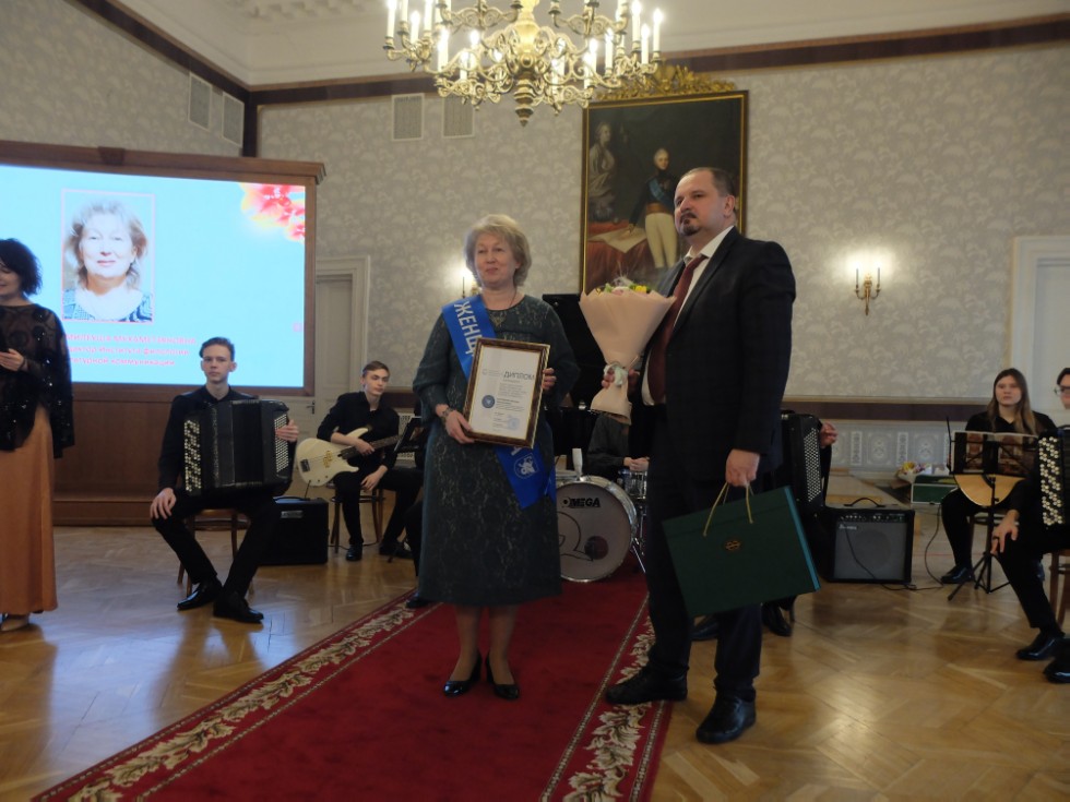 ����������� ����� ������ 8 �����.