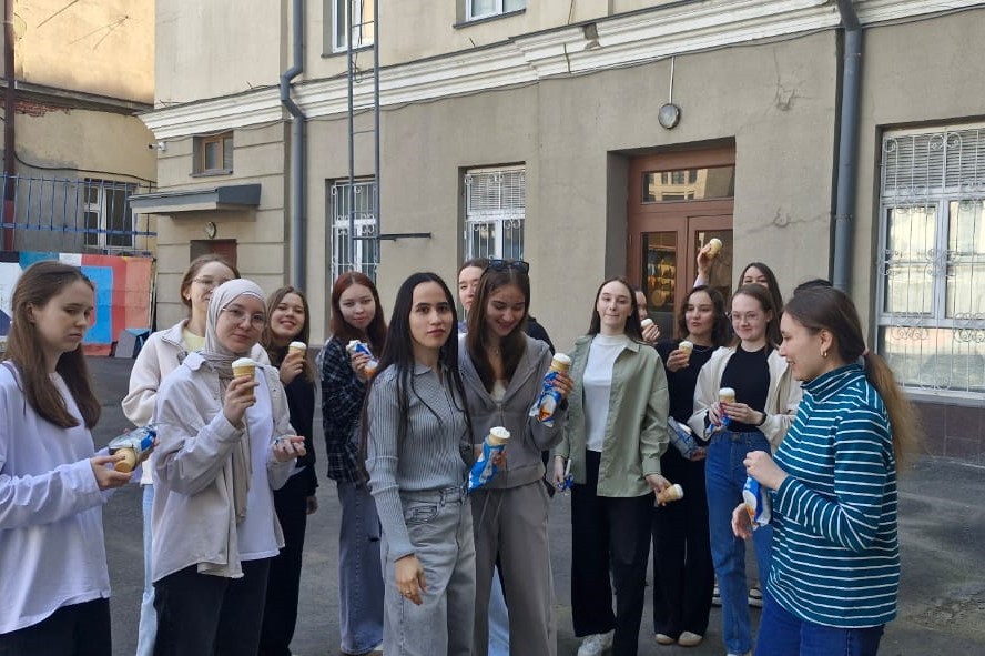 Традиционный весенний субботник прошел в КФУ Традиционный весенний субботник прошел в КФУ