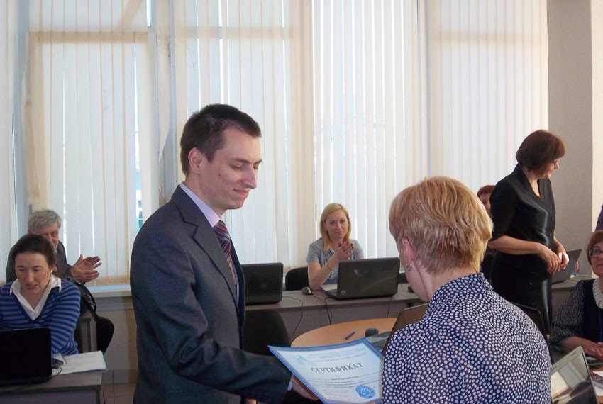 ����������� �������� ����������� � ������������� ����� �������������� ������ � LMS MOODLE