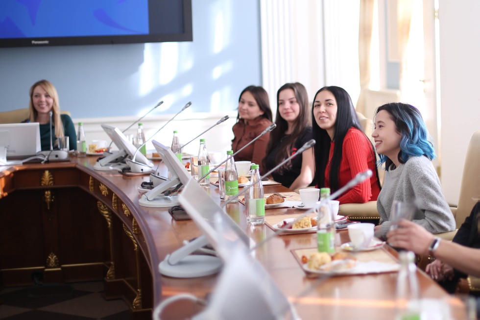 Rector Ilshat Gafurov met with young social media personalities