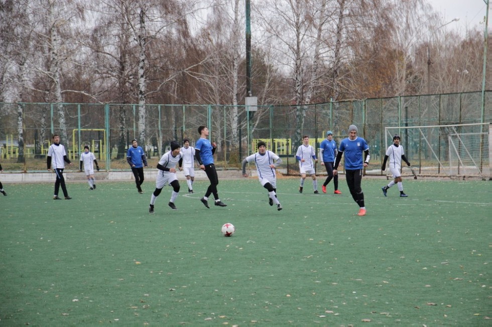 Очередной матч сборная Елабужского института провела в Набережных Челнах
