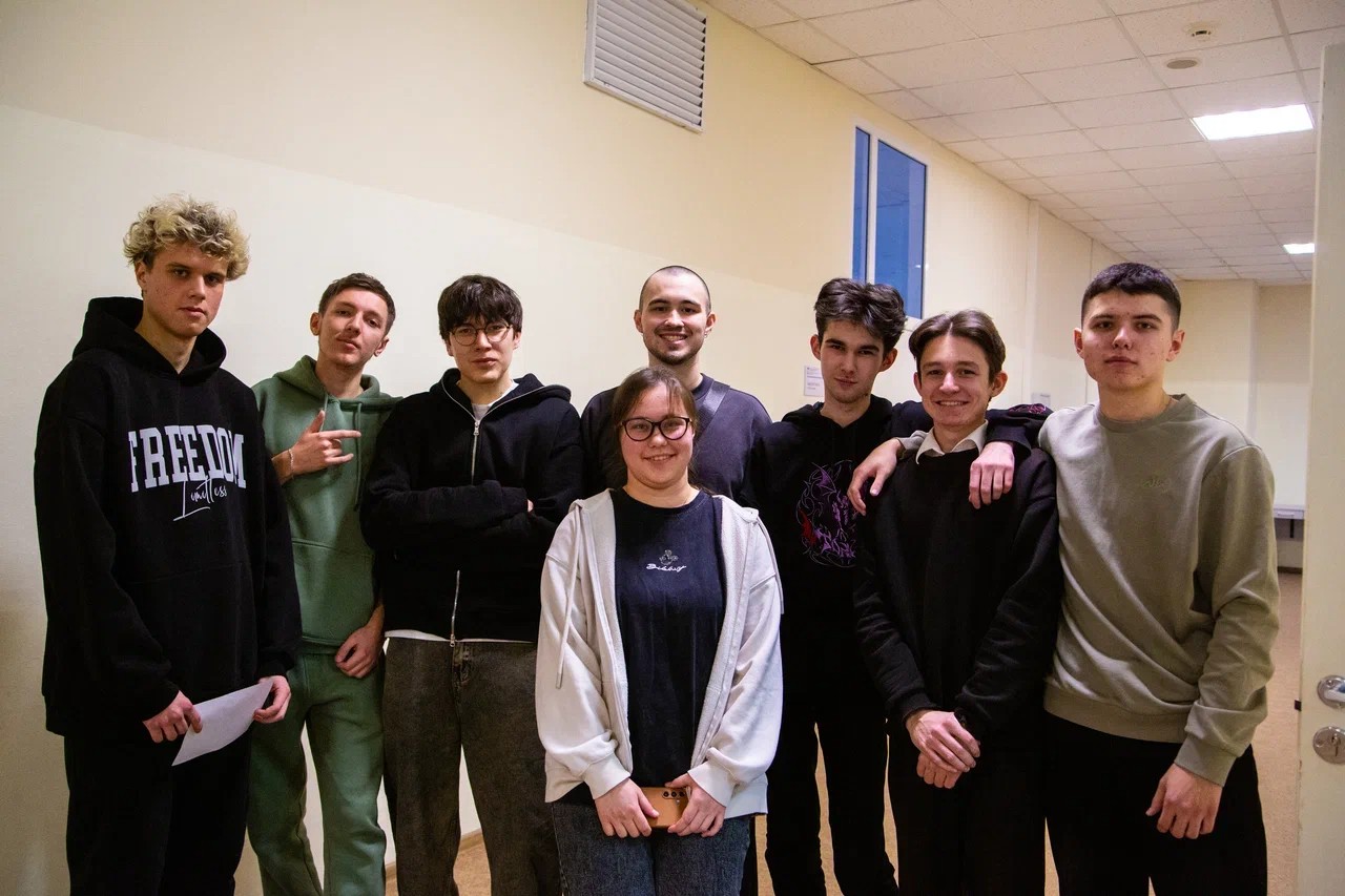 Студенты НЧИ КФУ сразились в 'Научных боях' Студенты НЧИ КФУ сразились в 'Научных боях'