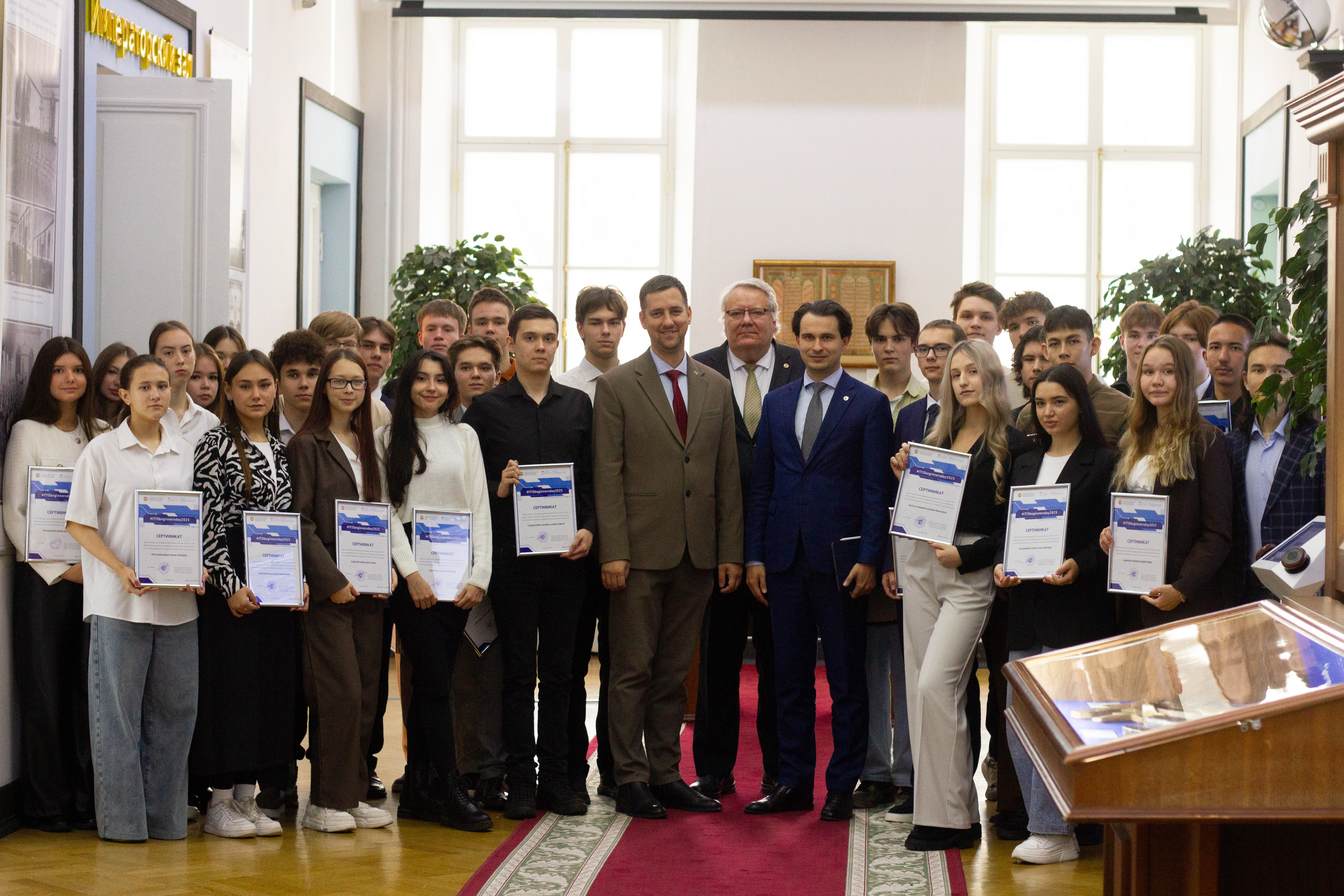 � ��� ������ 15-�� ��������� ��������� �������� ������� ������������� ���������� ���������