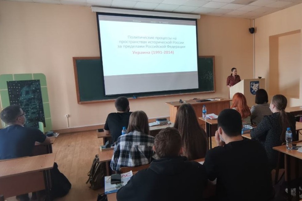 В Елабужском институте состоялась открытая лекция В Елабужском институте состоялась открытая лекция