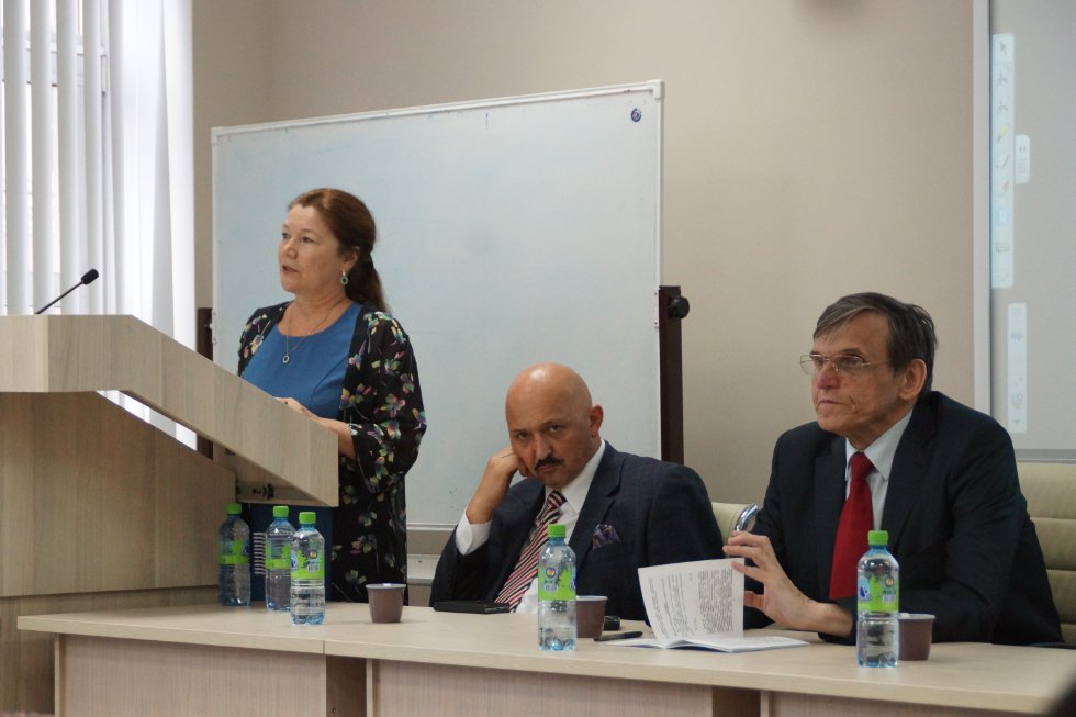 ������������� ������-������������ ����������� '������� ���� � ���������� � ������������ ����: ����������� ��������� � ����������'