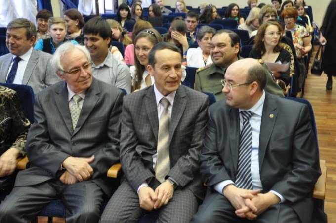 � ����� ������� � ���