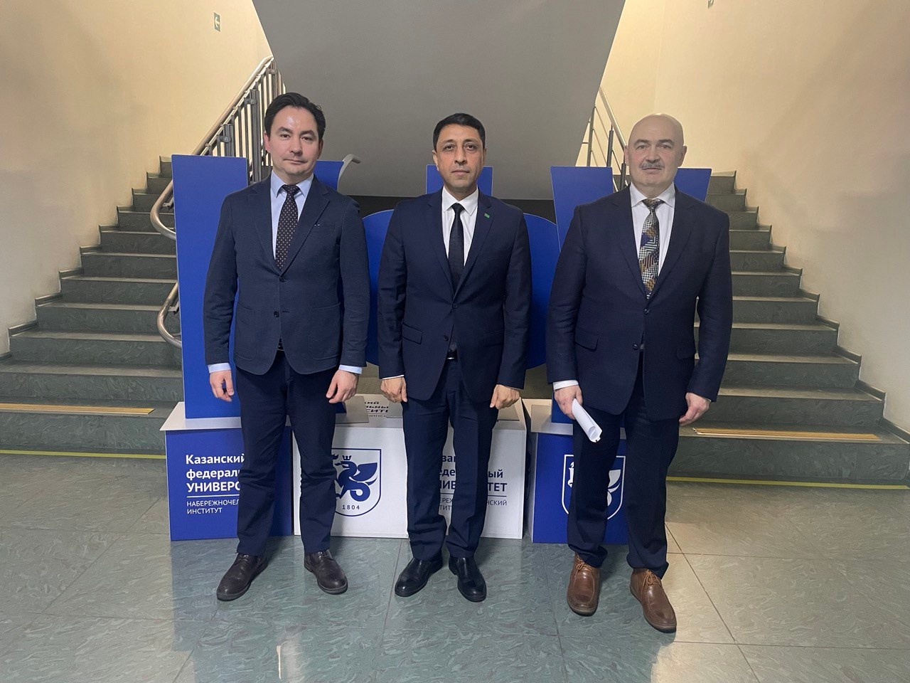 ����������� ������ ������������� � �. ������ ������� ���������� � ������������������� ��������� ���