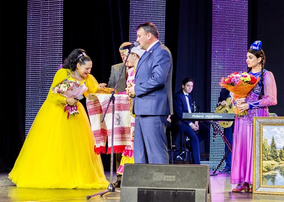 Все началось с судьбоносной песни 'Золотая рыбка' Все началось с судьбоносной песни 'Золотая рыбка'