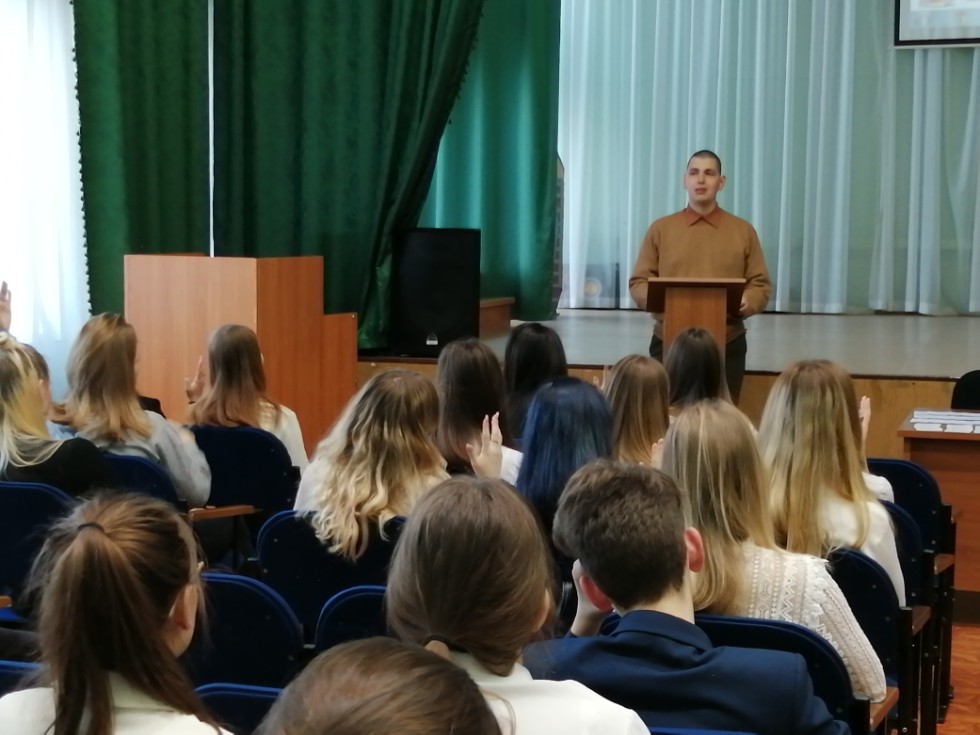 О направлениях подготовки, реализуемых в ИМО КФУ, узнали старшеклассники Нижнекамска О направлениях подготовки, реализуемых в ИМО КФУ, узнали старшеклассники Нижнекамска