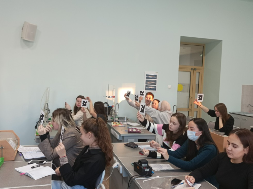 ������ '�����+' �������� ����� � ������� ��������� 3 �����