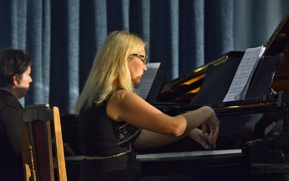 Танцуют все! Состоялось открытие музыкально-образовательного лектория сезона 2019/2020 Танцуют все! Состоялось открытие музыкально-образовательного лектория сезона 2019/2020