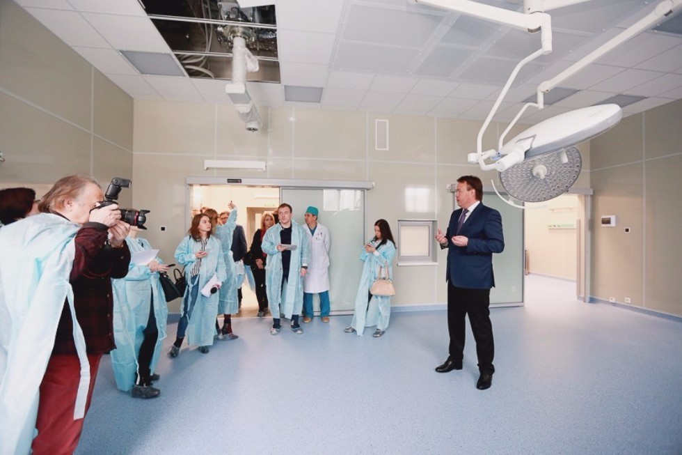 Rector Ilshat Gafurov Held a Media Tour Around Kazan University's Medical Cluster