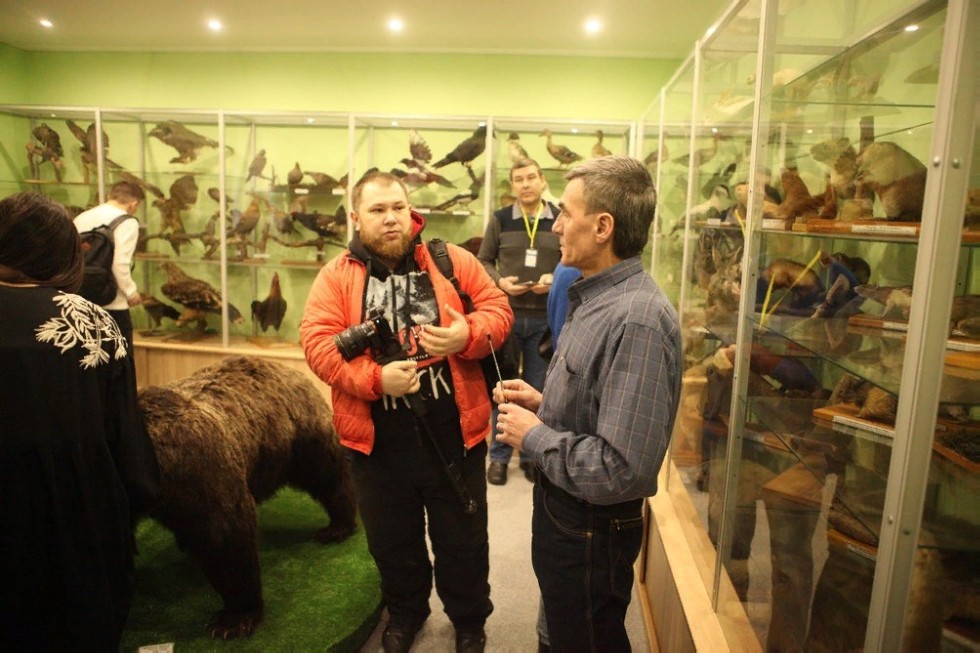 В Елабужском институте КФУ прошёл пресс-тур с участием представителей СМИ и блогеров В Елабужском институте КФУ прошёл пресс-тур с участием представителей СМИ и блогеров