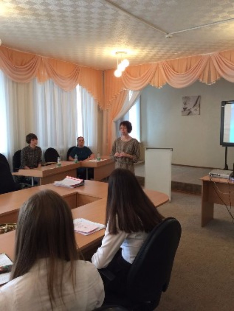 '������������ ? ���������� ������������ ����?' ��� ����� ���� �������������