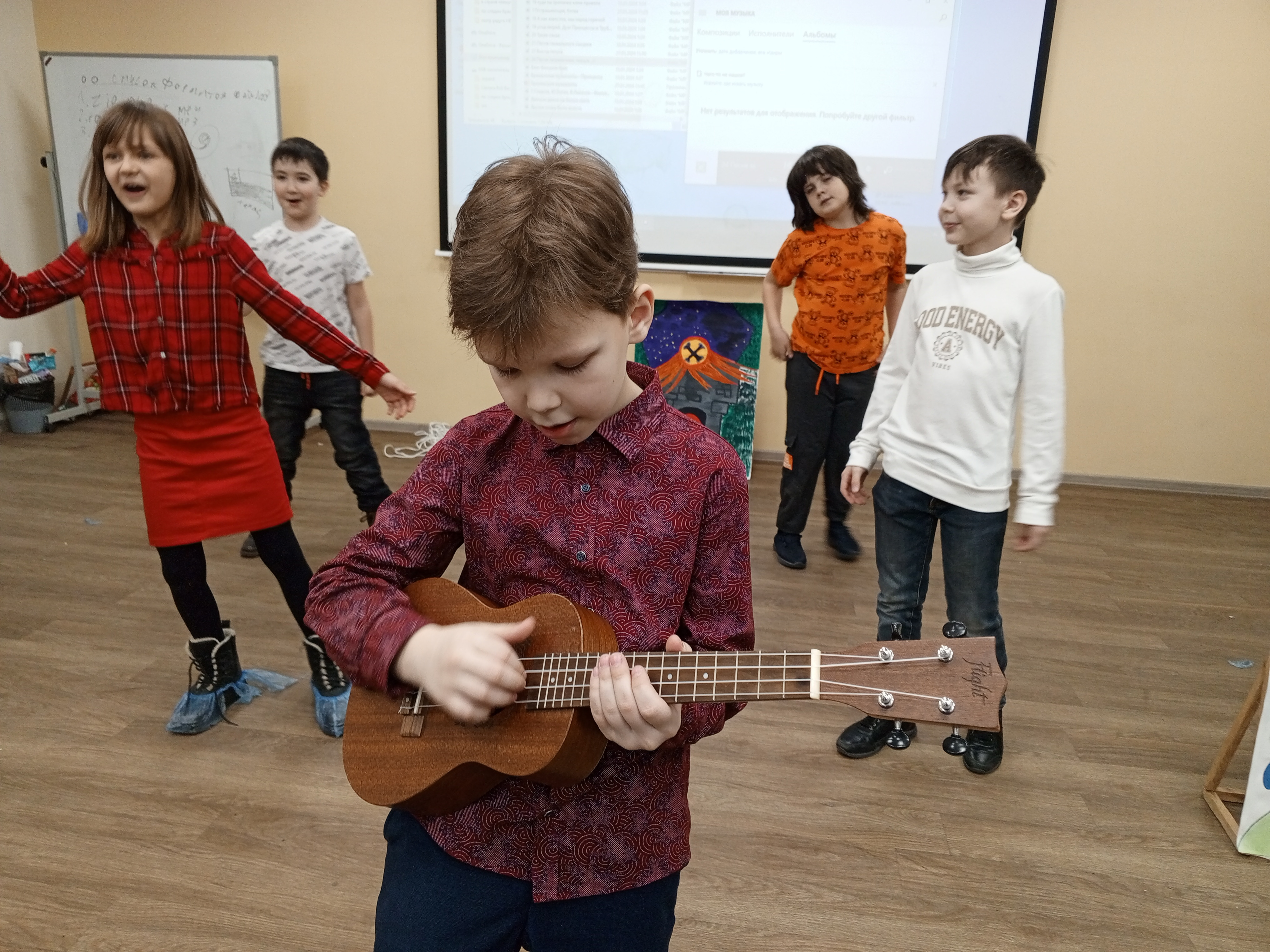 Генеральная репетиция спектакля 'Бременские музыканты' Генеральная репетиция спектакля 'Бременские музыканты'