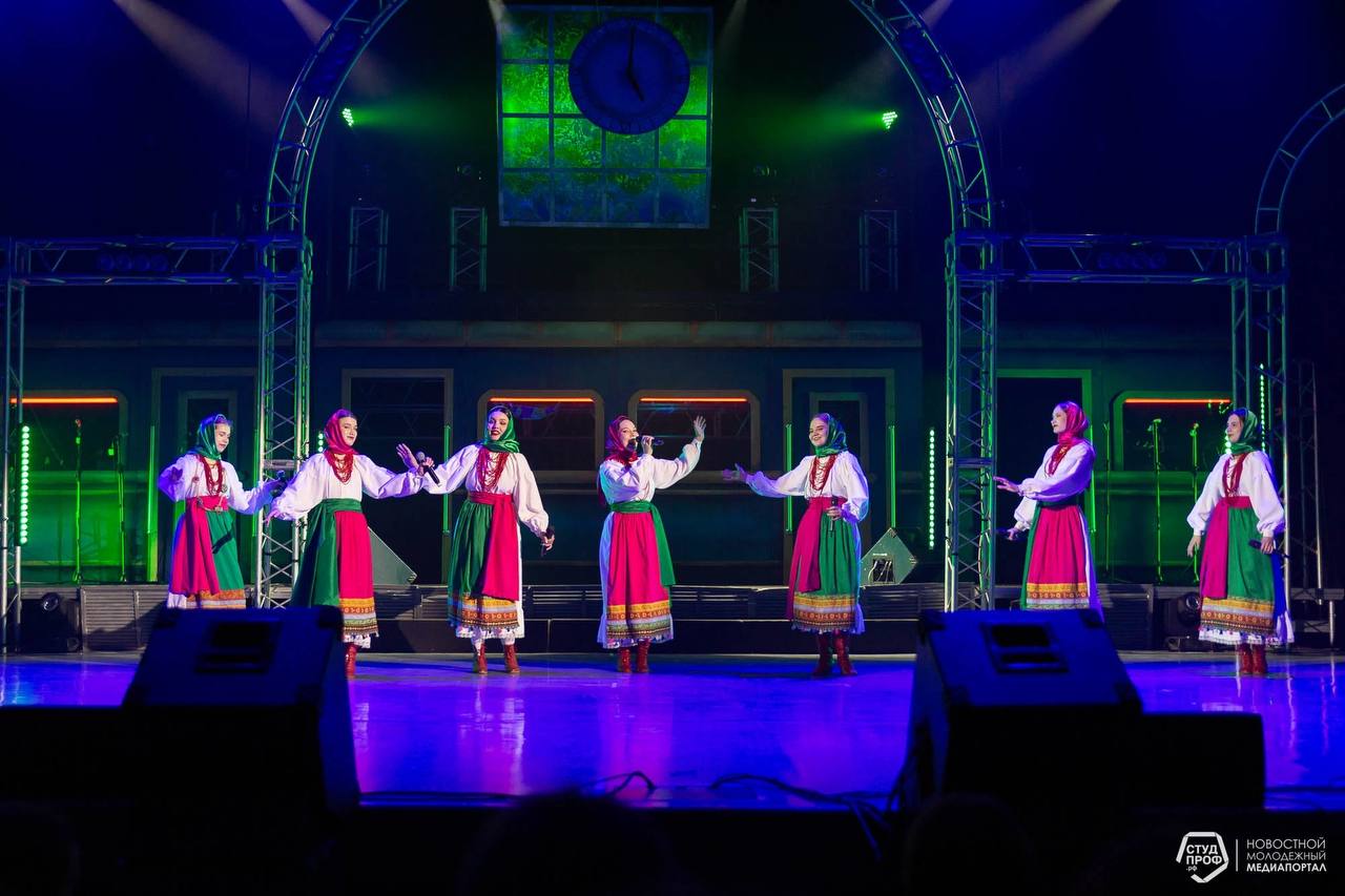 Вокальный ансамбль 'Зарница' Вокальный ансамбль 'Зарница'