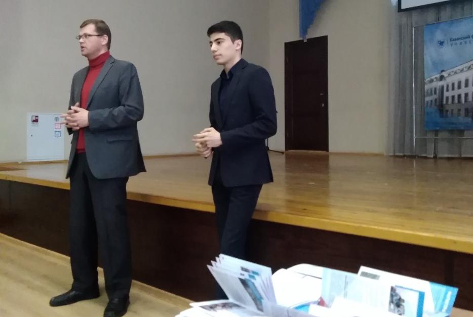 Учиться в Институте сложно, но интересно и весело! Учиться в Институте сложно, но интересно и весело!