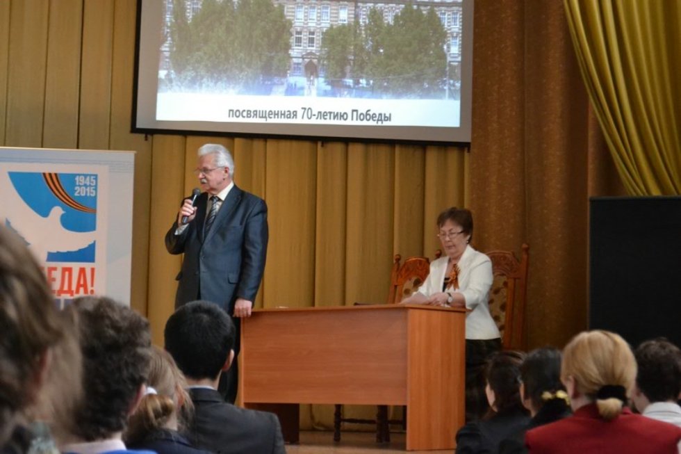 ����� 700 ��������� ����� ����������� �������� ������-��������������� �����������