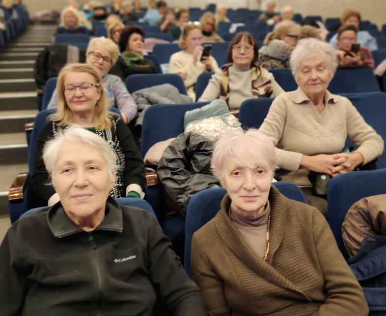 Слушатели УТВ знакомятся с романским искусством Слушатели УТВ знакомятся с романским искусством