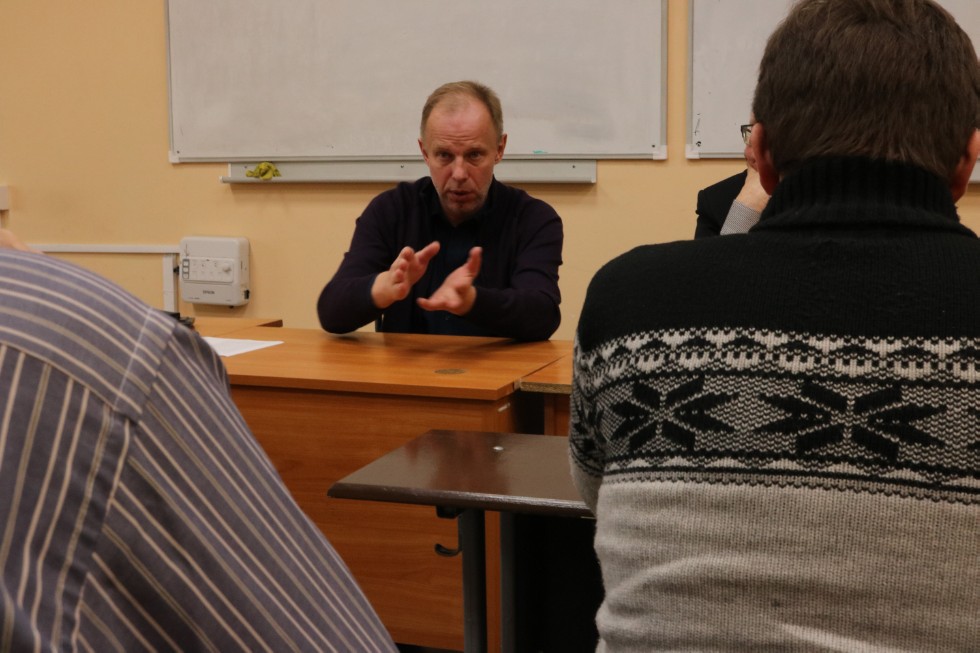 � ������ � ���� - ������ �����, �������� ������ ���������������� � �������������� ������������ � ����������, ���������� �������� ��������� ��������� � ��������������� ������ ��� ���������� ��