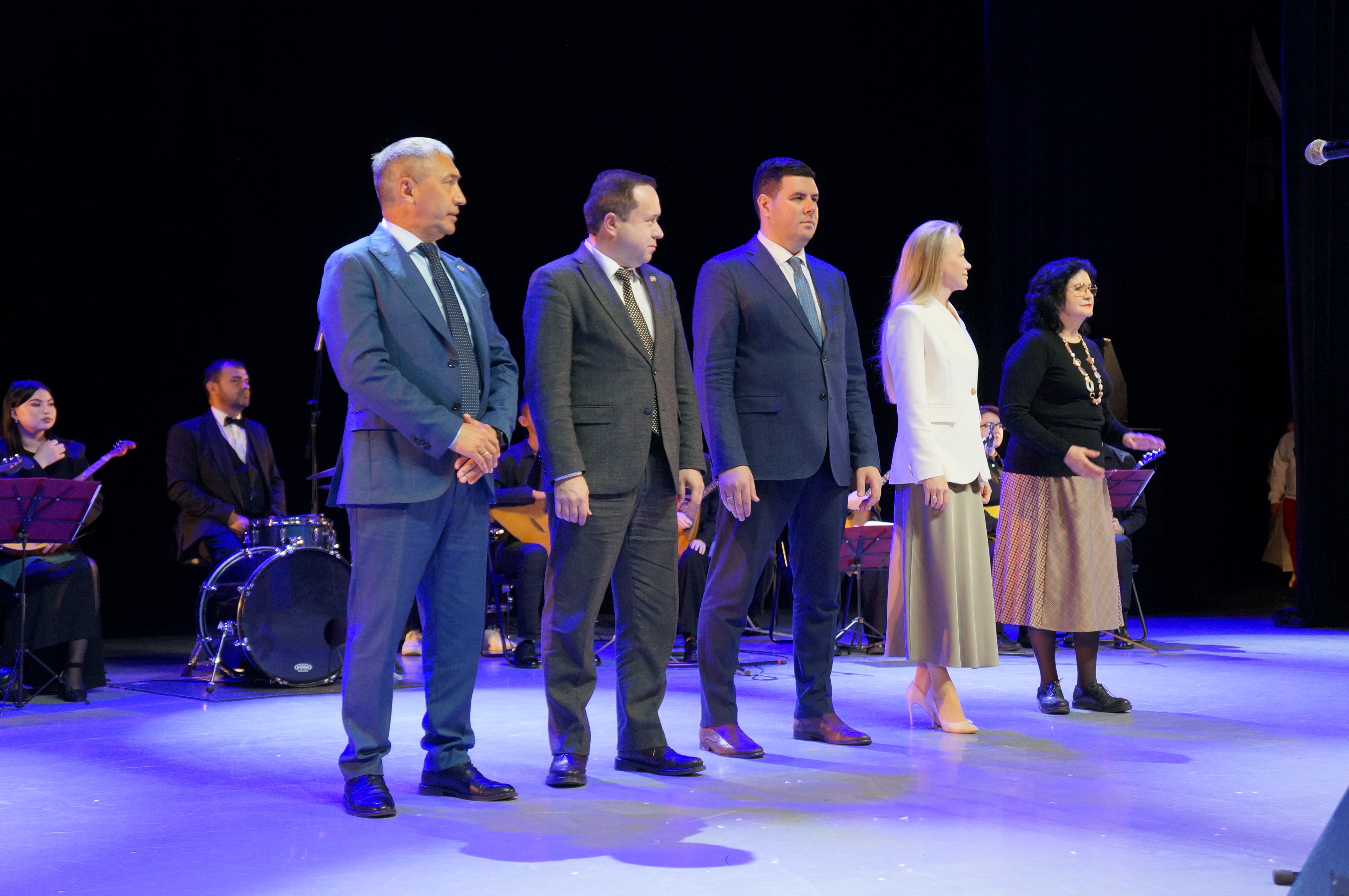 ���������� �����������, ��������� � ������� ������ � ��� ���� '����������� ��������'