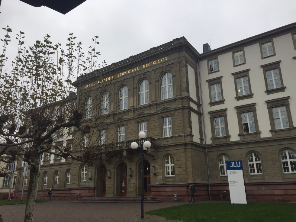 �������������� � ������������� ������� ������������