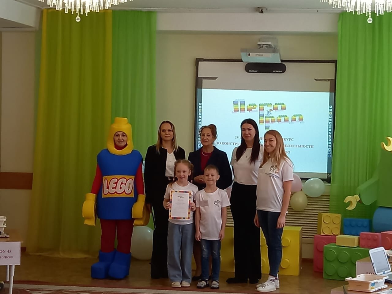 Ранняя профессионализация детей дошкольного возраста в рамках конкурсных проектов IV Всероссийского конкурса по конструктивно-модельной деятельности 'Легоград' Ранняя профессионализация детей дошкольного возраста в рамках конкурсных проектов IV Всероссийского конкурса по конструктивно-модельной деятельности 'Легоград'