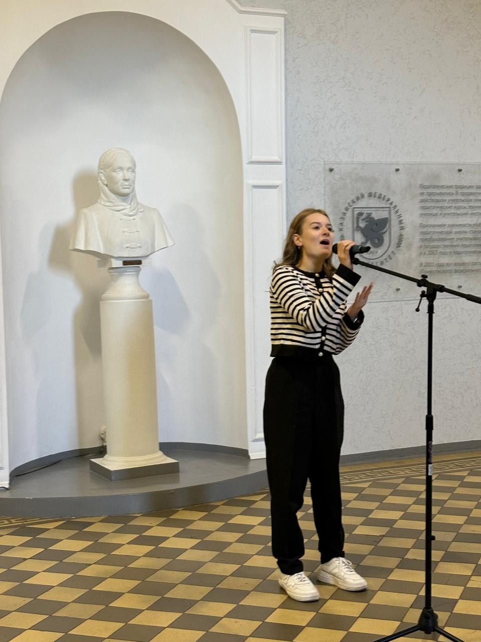 �������� ��������� ����������� ������ ���������� ����������� � ������� �������� � ���������������� ����������.