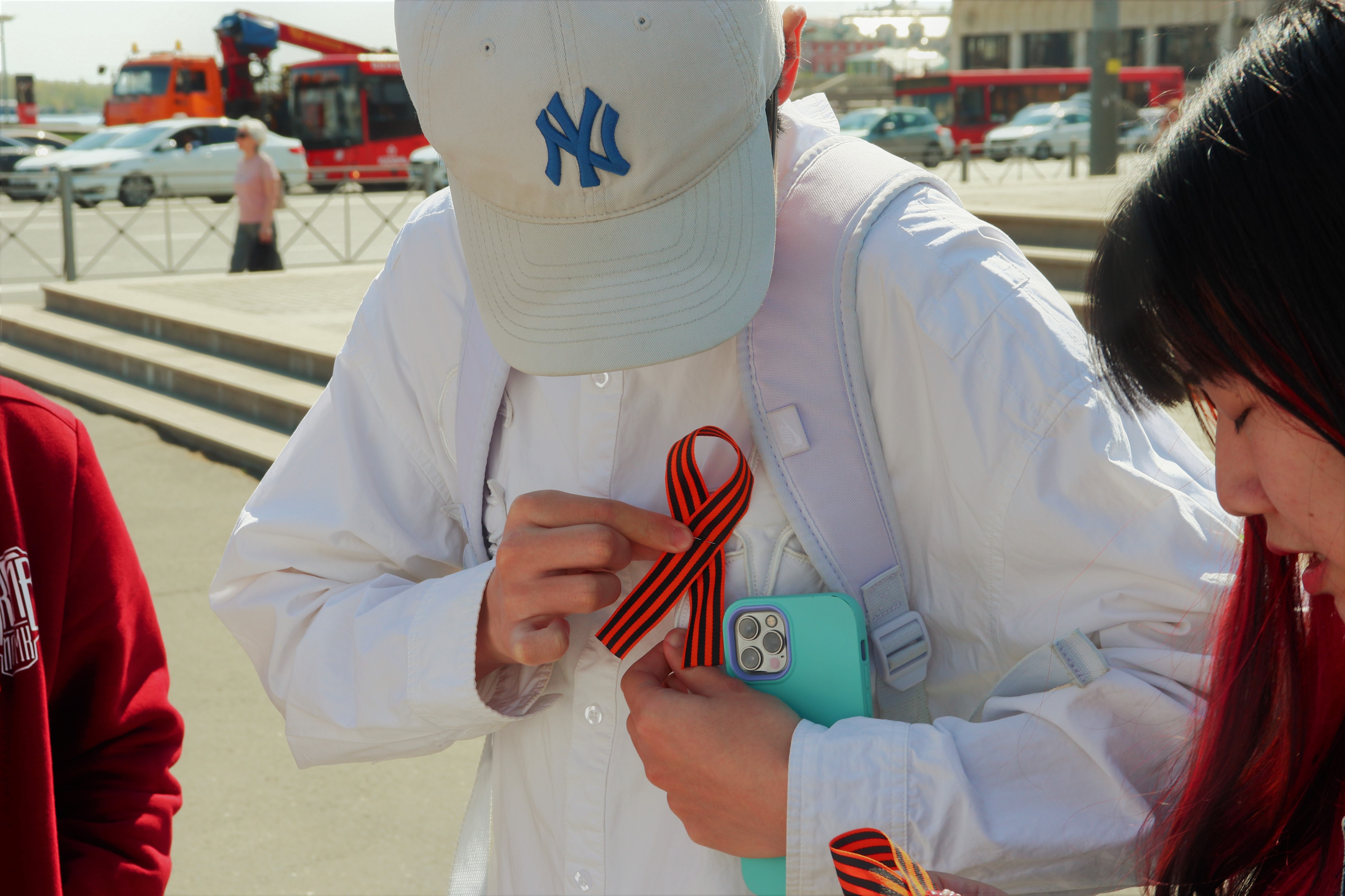 ����� � ����� 9 ���