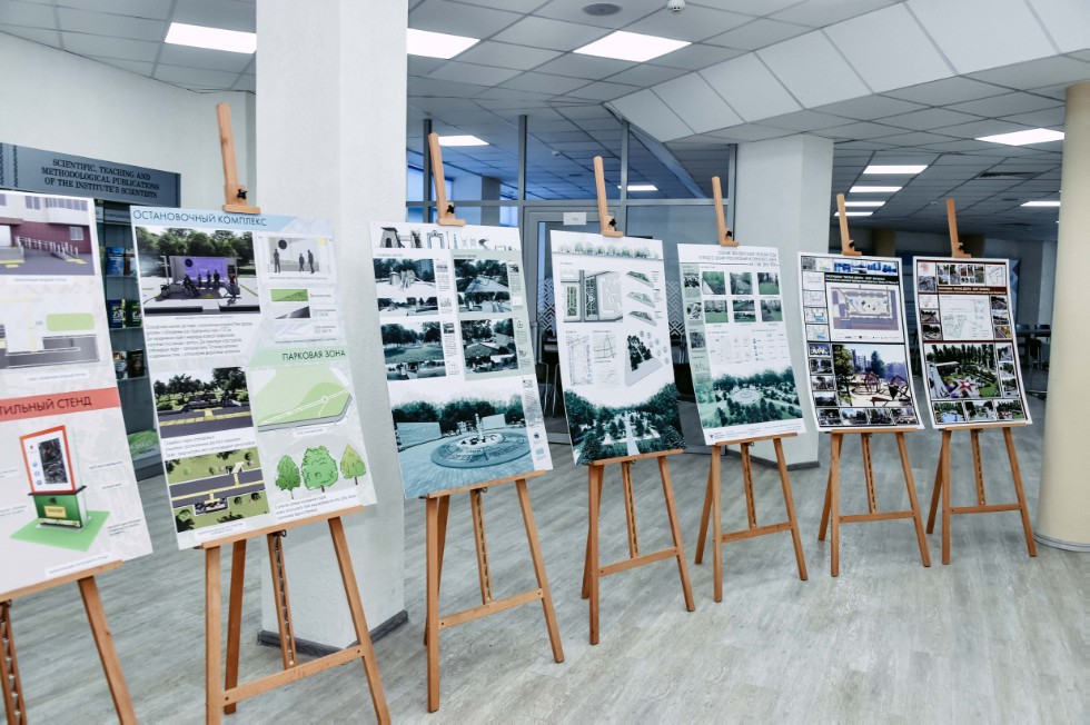 President of Tatarstan Rustam Minnikhanov learned about Kazan University's distance education capabilities