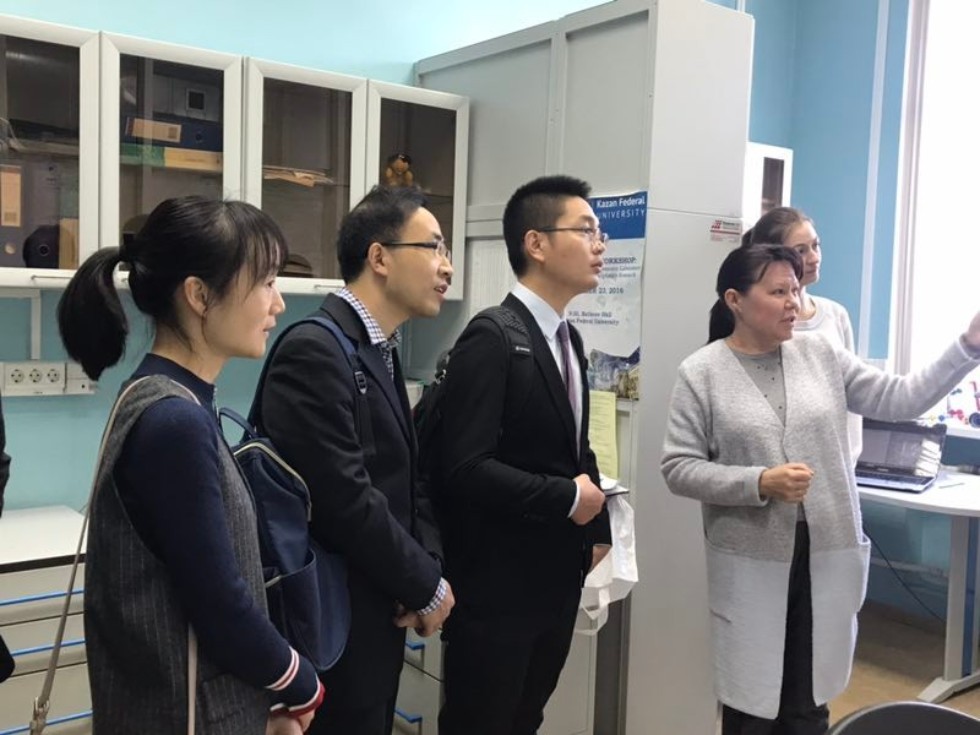 Researcher delegation from Hunan Normal University