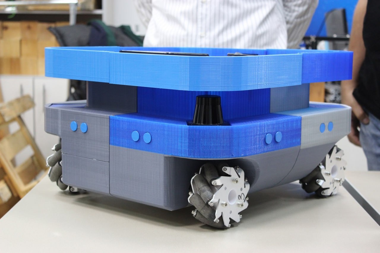 Телеканал Россия-1 провел съемку в Лаборатории интеллектуальных робототехнических систем Телеканал Россия-1 провел съемку в Лаборатории интеллектуальных робототехнических систем
