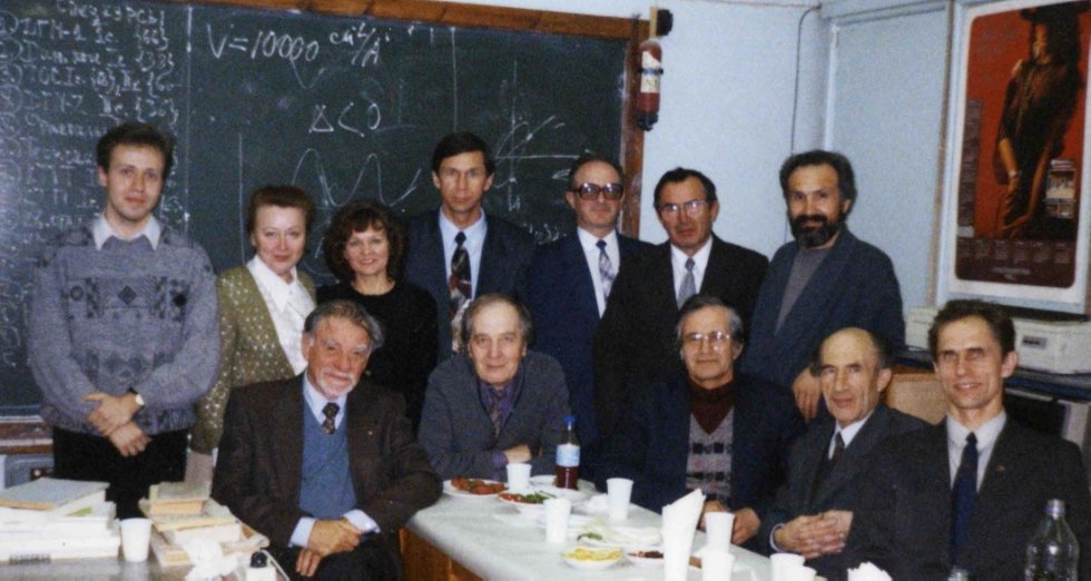 Prof. K.A. Müller (NPW'87) in Kazan at Theoretical Physics Department, 1992 Academic collaboration