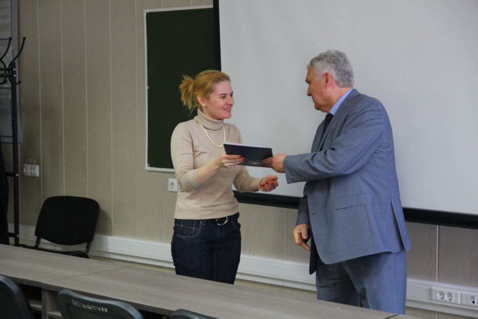 ����� ��������� ������������ 