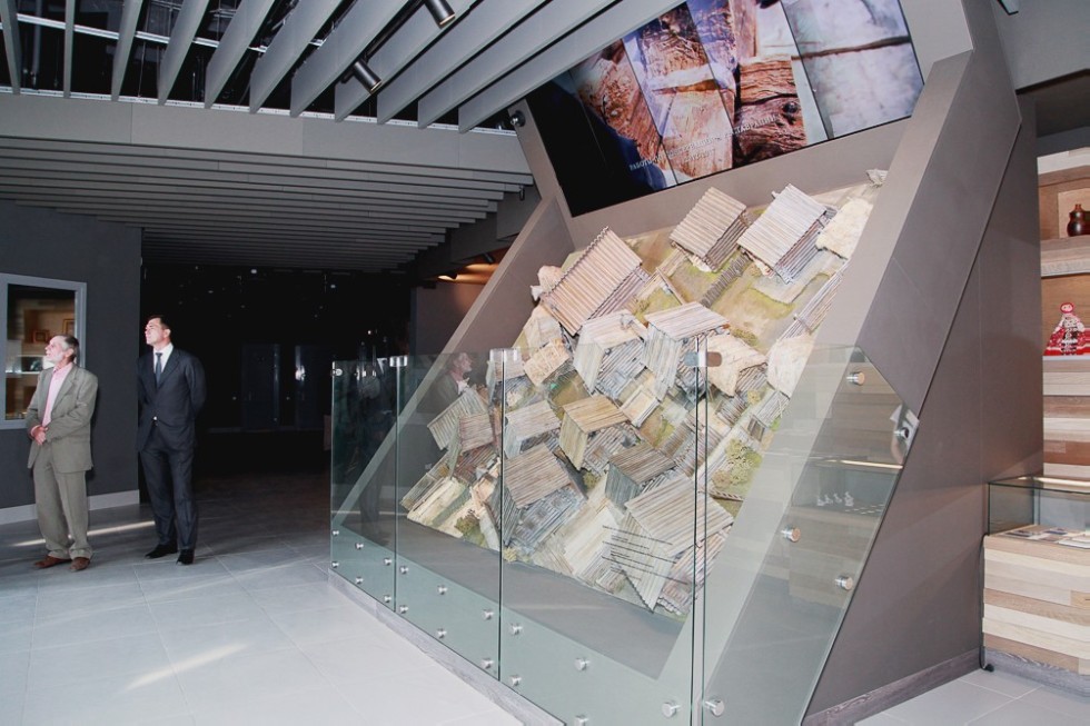 ����� ������