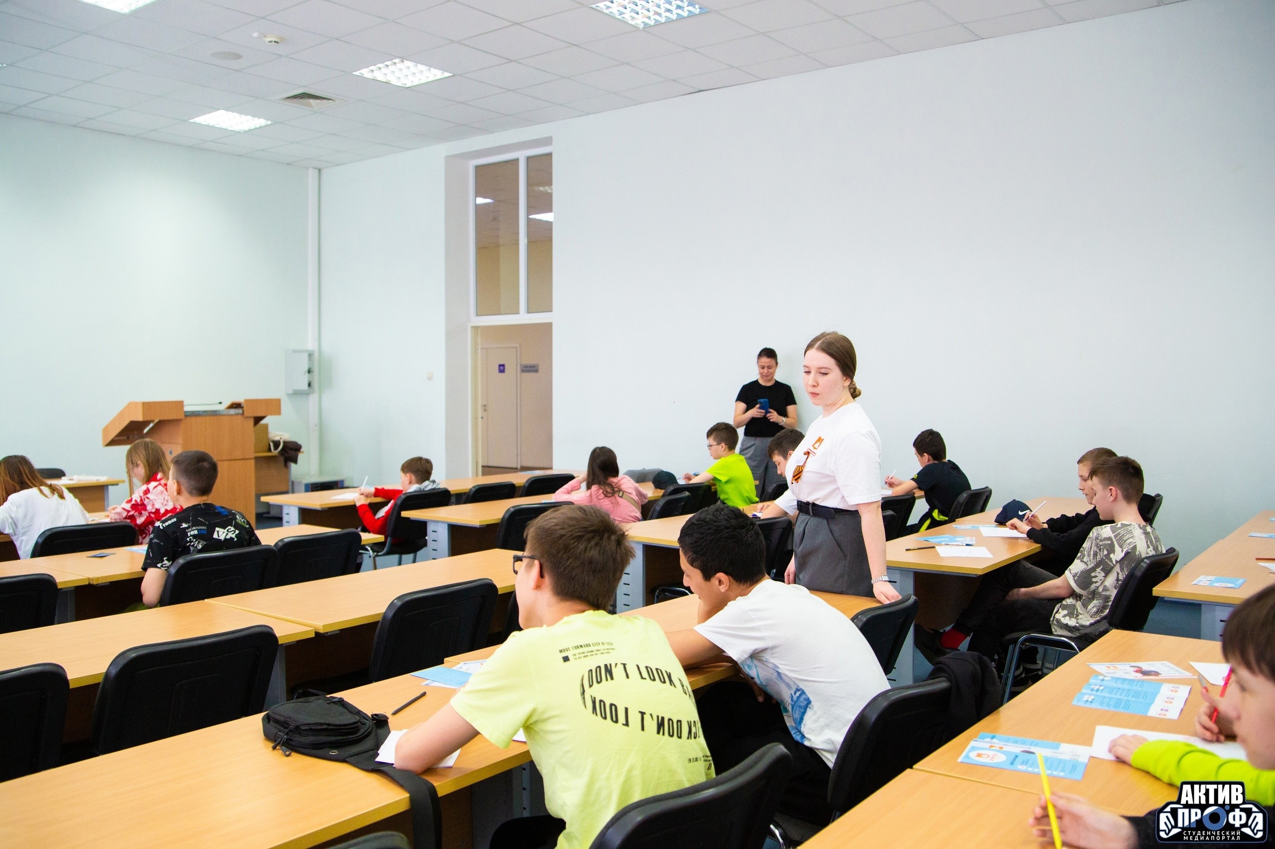 8-� ������� � 