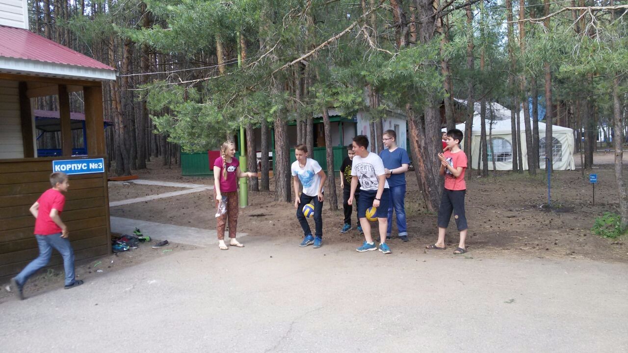 Лагерь 'Буревестник' продолжает работу Лагерь 'Буревестник' продолжает работу