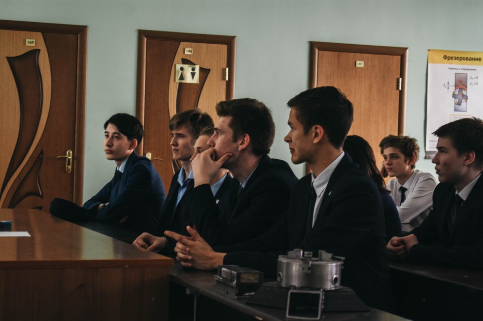 ����� ��������� ���� ������������� 