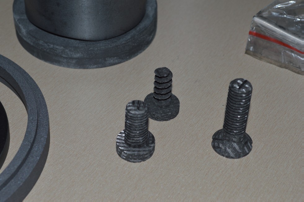 �������-����������� '���������� ���������' �� '���������' (�. ������) � ��� '�����������������-�������'(�. ������)