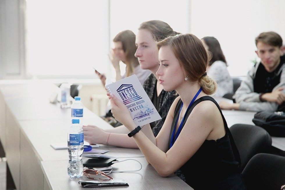 ��������� ������ ������ ������ ���� ������ � ���