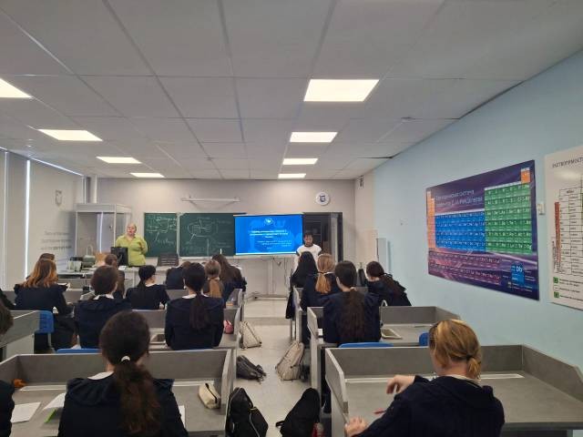 ������ - �����  ,���������� �������� ���