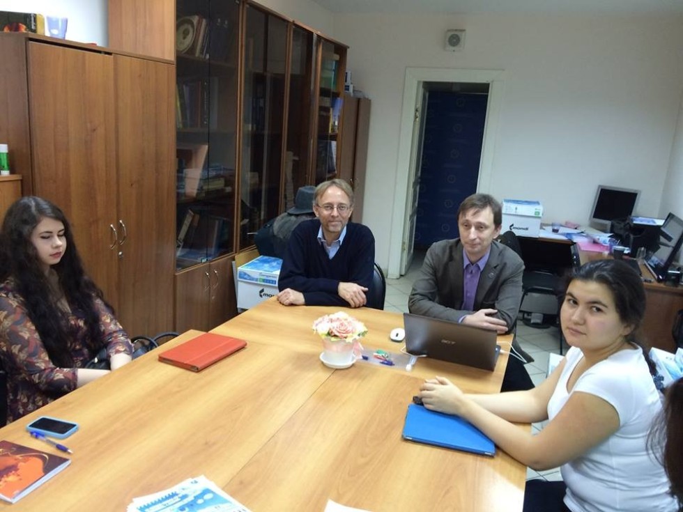 ������� ������ ��������� � ������ ������������ ����� � ����������� ������������ �����