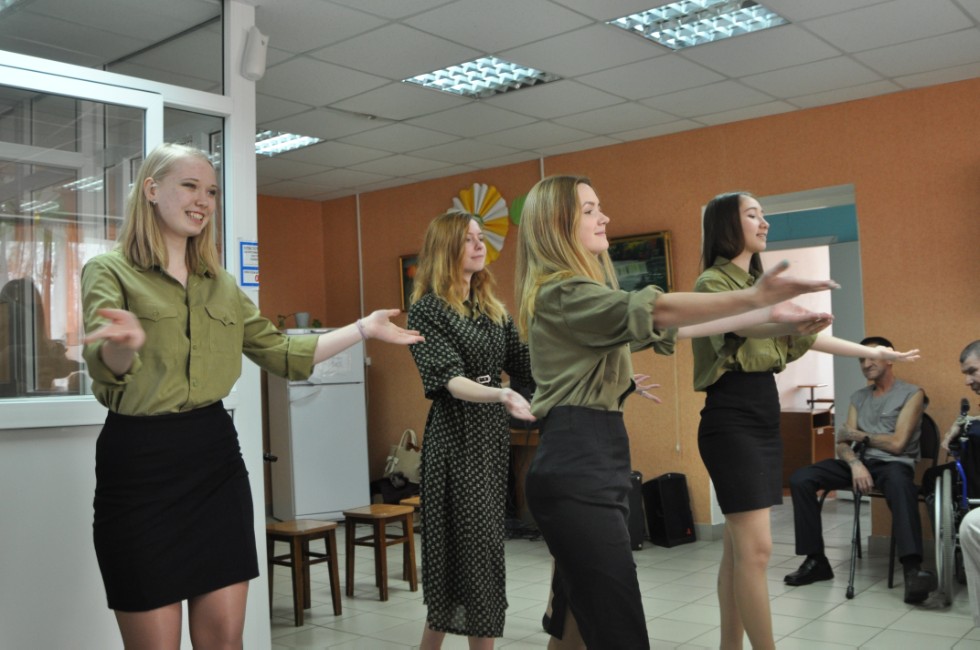 �������� ��������� 9 ��� ������� ����� �������� � ��������� ��������� ��� ����������� � ���������